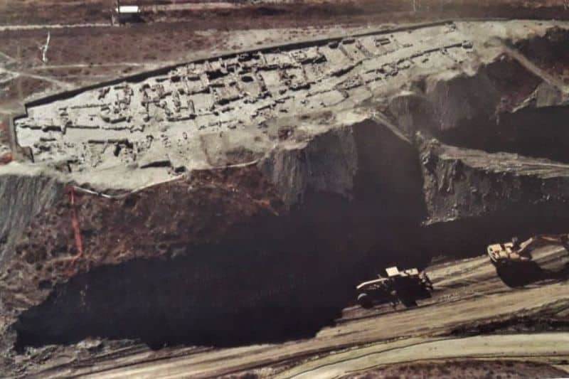 Vista aérea de los trabajos en el yacimiento arqueológico del cerro de La Gavia (fuente: Ayuntamiento de Madrid).