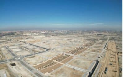 El Ayuntamiento cede a la EMVS 53 parcelas en Los Ahijones y Los Berrocales para construir 3.300 viviendas protegidas