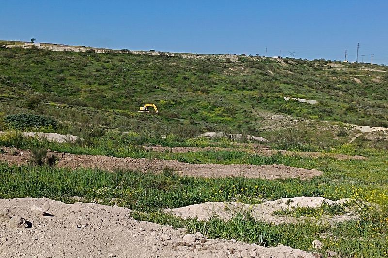 Primeros trabajos de acondicionamiento de terreno en el barranco de Los Ladrones (fuente: Nuevo Sureste).