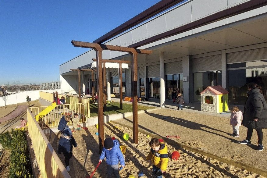 La escuela infantil de El Cañaveral, más accesible y amigable gracias a los fondos de reequilibrio y el plan SURES 