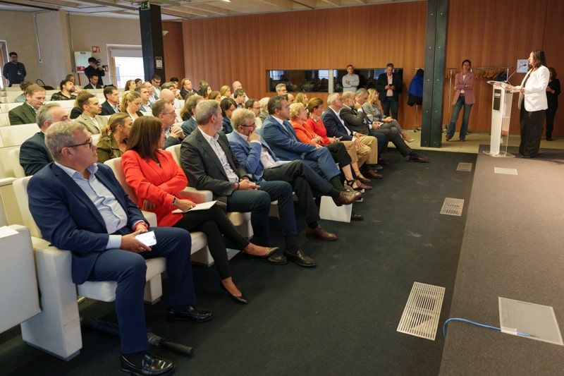 Nuevo Sureste vive su puesta de largo en un multitudinario acto junto a personalidades políticas y del tejido empresarial y asociativo