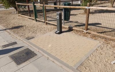 El Ayuntamiento comienza a instalar las nuevas fuentes de agua potable de El Cañaveral