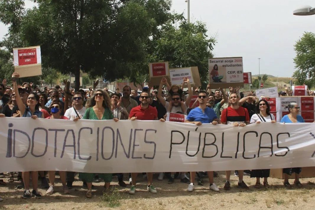 La asociación AV El Cañaveral se manifiesta en 2022 para pedir más servicios (foto: AV El Cañaveral)