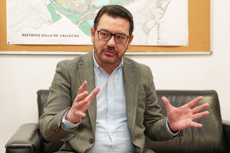 González (concejal de Villa de Vallecas): «Apostamos por la colaboración público-privada como forma de afrontar la exigencia de dotaciones para Valdecarros»