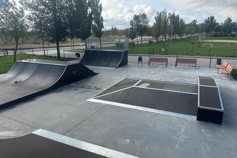 Pista de patinaje del Ayuntamiento de Zaratán (fuente: Play 360)