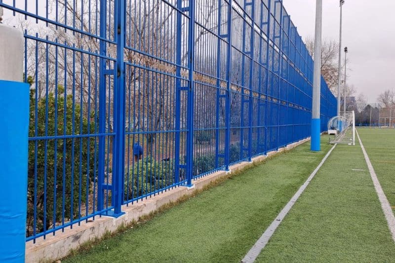 Campo de fútbol municipal financiado con el Plan Sures (fuente: Ayuntamiento de Madrid)