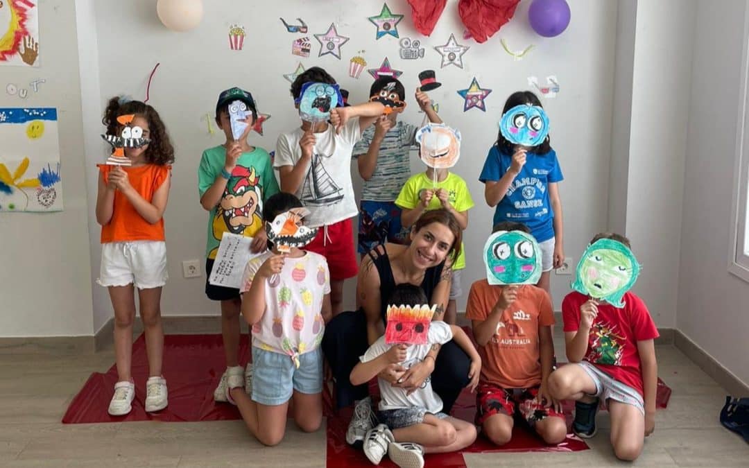 English Plus: un campamento de inglés en tu propia urbanización